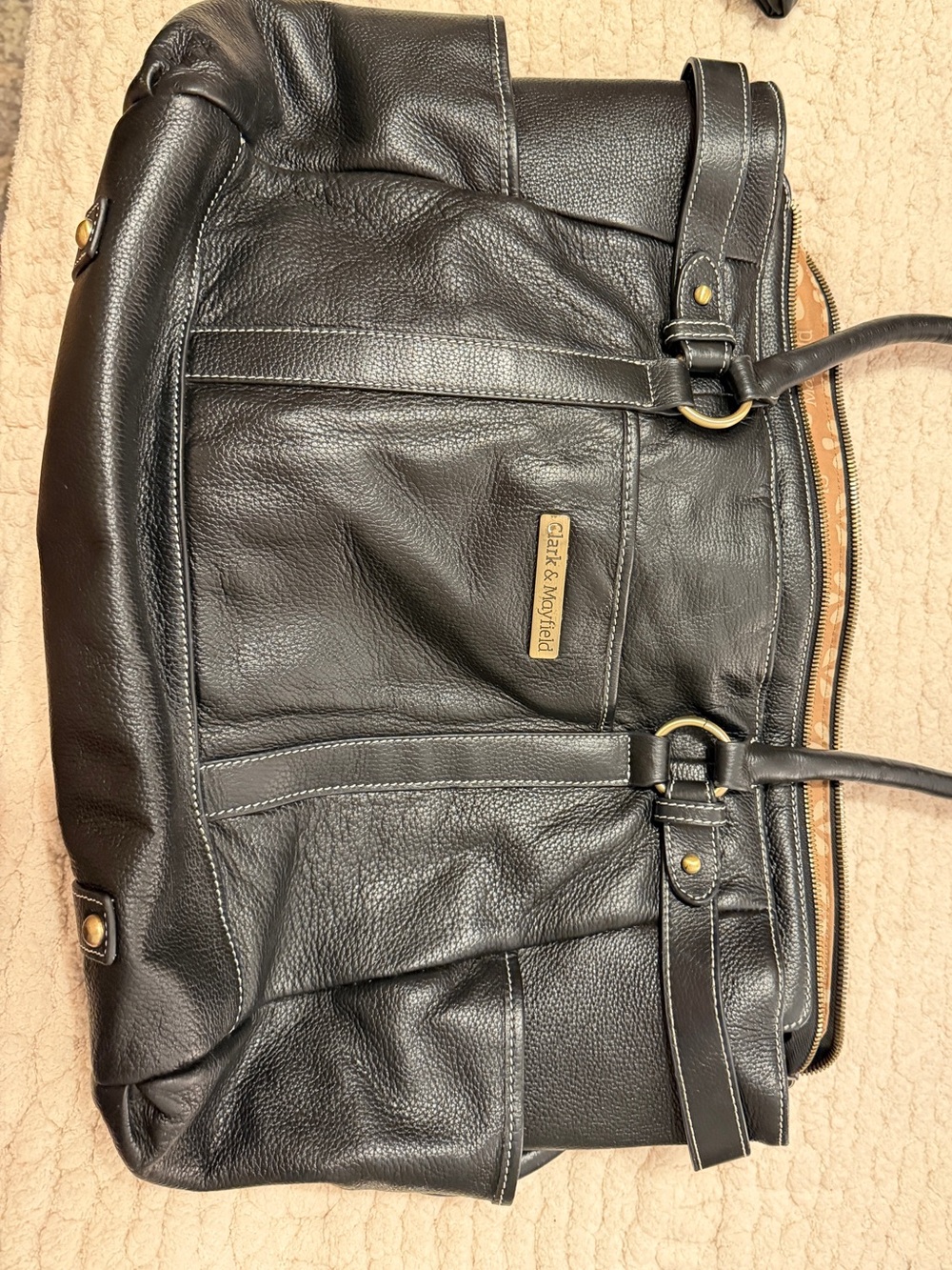 Clark and Mayfield genuine leather brief or overnight back. Black